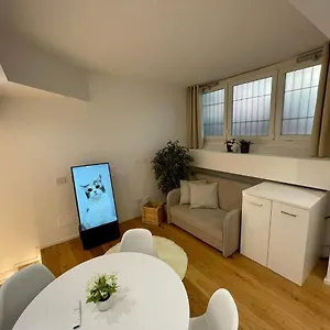 led-house-cadore-bilocale-zona-milano-centro.it-lombardy.com/